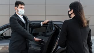 taxi service in vagator